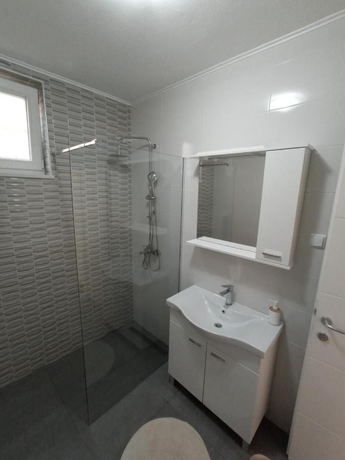 Sun Studio Apartment Komolac Eksteriør billede